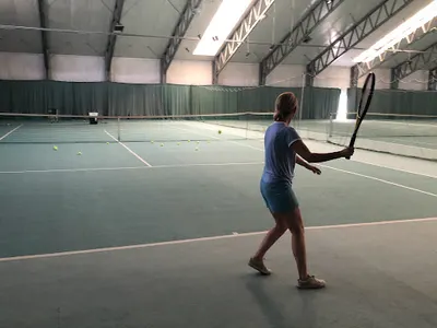 TennisCore Leszek Korepta - trener tenisa, treningi tenisowe dla dzieci i dorosłych, serwis rakiet, obozy tenisowe